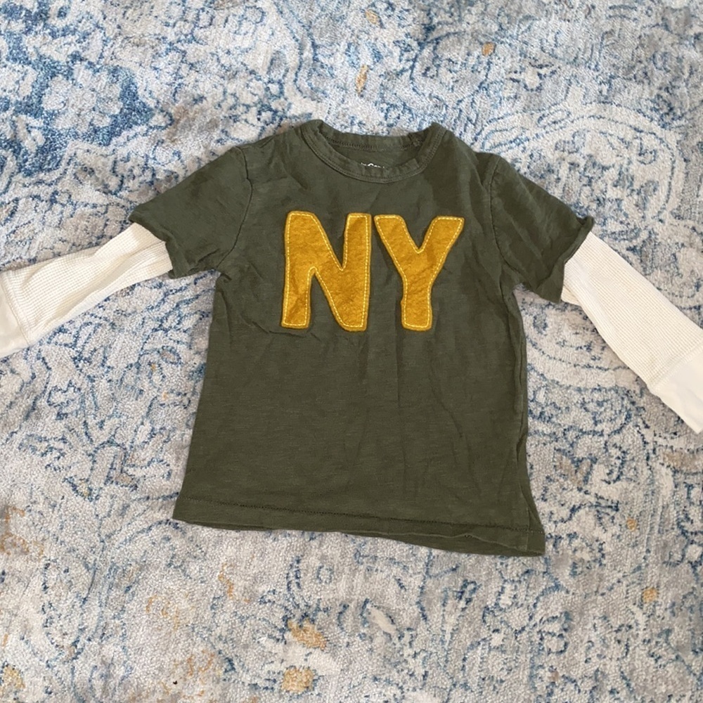 BabyGap long sleeve shirt size 2 years - Picture 3 of 3